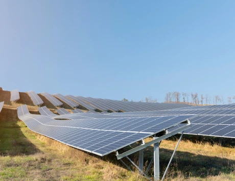 ground-mounted-solar-installation